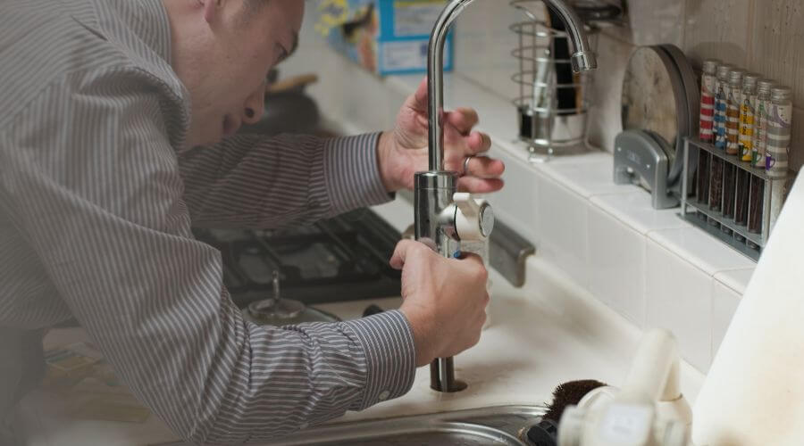 Professional bathroom faucet installation in Riverview, MI